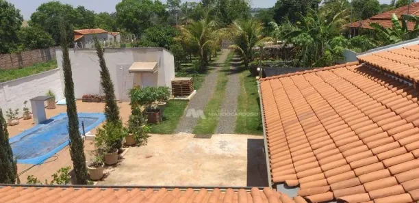 Fazenda/Sítio com 3 Quartos à venda, 295m² no , Guapiaçu