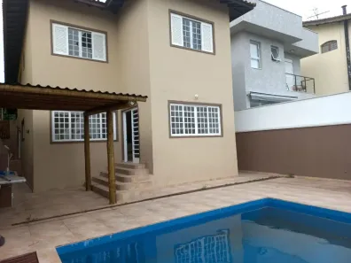 Casa com 4 Quartos à venda, 260m² no Jardim São Vicente, Cotia
