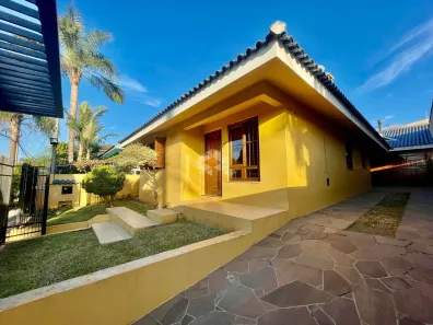 Casa com 3 Quartos à venda, 165m² no Pinheiro Machado, Santa Maria