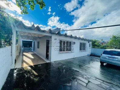 Casa com 3 Quartos para alugar, 60m² no Olaria, Canoas