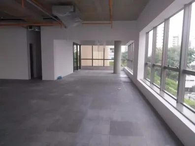 Sala Comercial para alugar, 223m² no Indianópolis, São Paulo