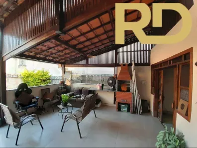 Imóvel Comercial com 4 Quartos à venda, 220m² no Pompéia, Belo Horizonte