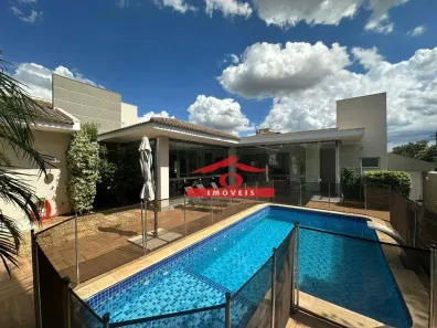 Casa de Condomínio com 3 Quartos à venda, 423m² no Vila Aviação, Bauru
