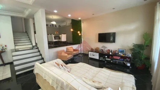 Casa com 4 Quartos à venda, 350m² no São Francisco, Niterói