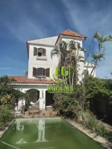Casa com 6 Quartos à venda, 384m² no Camboinhas, Niterói