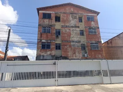 Apartamento com 3 Quartos para alugar, 42m² no Demócrito Rocha, Fortaleza