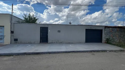 Casa com 3 Quartos à venda, 150m² no Conjunto Residencial Storil, Aparecida de Goiânia