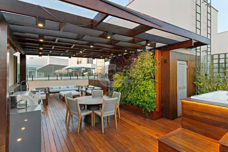 Casa de Condomínio com 4 Quartos à venda, 358m² no Jardim Sílvia (Zona Oeste), São Paulo