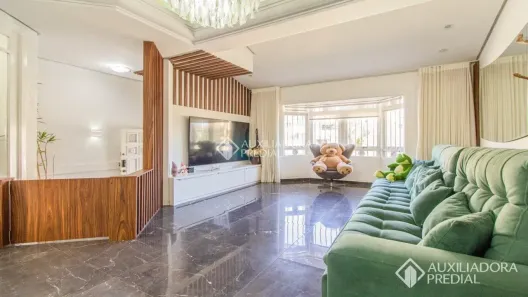 Sobrado com 4 Quartos à venda, 269m² no Jardim Itu, Porto Alegre