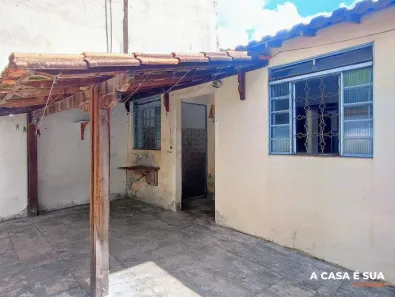 Casa com 2 Quartos à venda, 55m² no Laranjeiras, Betim