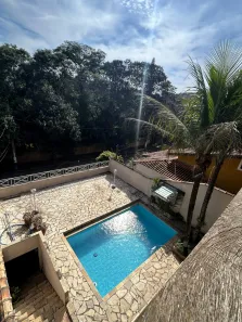 Casa de Condomínio com 3 Quartos à venda, 275m² no Jardim Ana Estela, Carapicuíba