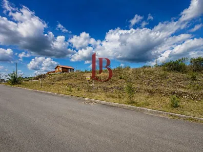 Lote/Terreno à venda, 300m² no São Giácomo, Caxias do Sul