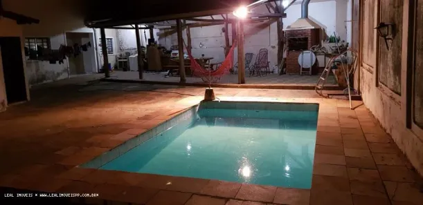 Casa com 3 Quartos à venda, 150m² no Parque Furquim, Presidente Prudente