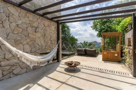 Casa de Condomínio com 3 Quartos à venda, 210m² no Ville de Montagne, Nova Lima