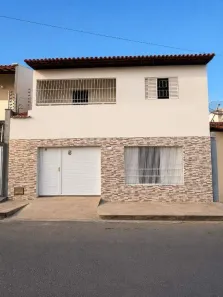 Casa com 4 Quartos à venda, 170m² no Parque Piauí, Teresina
