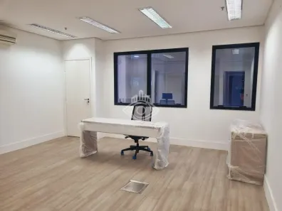 Sala Comercial para venda ou aluguel, 37m² no Vila Olímpia, São Paulo