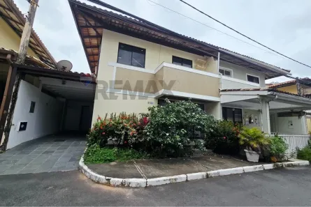 Casa de Condomínio com 3 Quartos à venda, 117m² no Piatã, Salvador