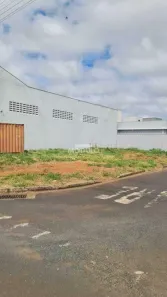 Lote/Terreno à venda, 360m² no Novo Mundo, Uberlândia
