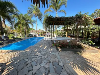 Fazenda/Sítio com 5 Quartos para alugar, 600m² no Área Rural de Uberlândia, Uberlândia