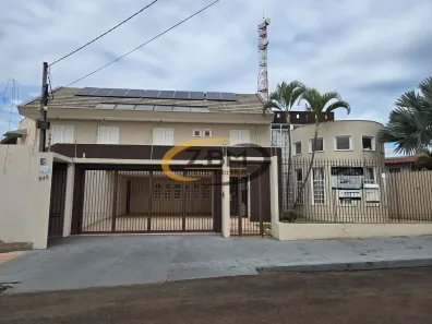 Casa com 4 Quartos à venda, 374m² no Parque Residencial Alcântara, Londrina
