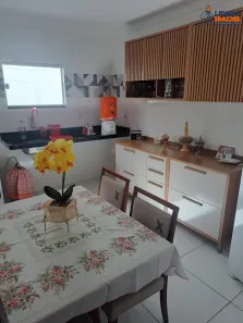 Casa com 3 Quartos à venda, 180m² no Papagaio, Feira de Santana