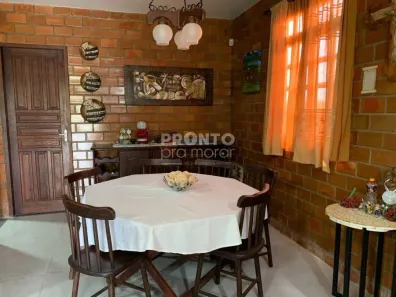 Casa com 4 Quartos à venda, 170m² no Santana, Gravatá