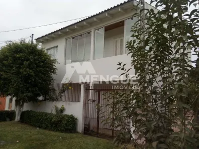 Sobrado com 3 Quartos à venda, 199m² no Mário Quintana, Porto Alegre