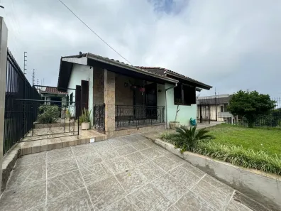 Casa com 3 Quartos à venda, 175m² no Petrópolis, Caxias do Sul
