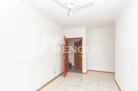 Apartamento com 2 Quartos à venda, 59m² no Jardim Sabará, Porto Alegre