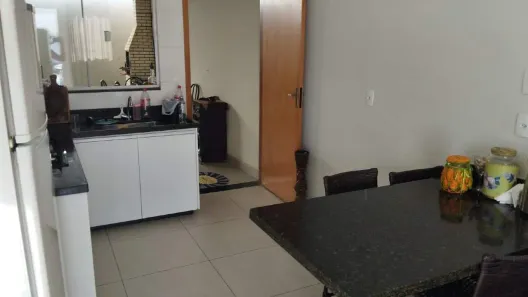 Casa com 2 Quartos à venda, 58m² no Jardim Ipanema, Uberlândia
