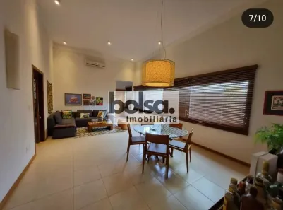 Casa de Condomínio com 3 Quartos à venda, 233m² no Vila Aviação, Bauru