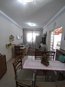 Casa com 3 Quartos para alugar, 100m² no Parque Jambeiro, Campinas