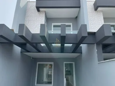 Sobrado com 3 Quartos à venda, 104m² no Guanabara, Joinville