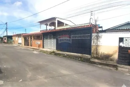Casa com 3 Quartos à venda, 184m² no São José Operário, Manaus