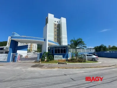 Apartamento com 2 Quartos para alugar, 51m² no Pedra Branca, Palhoça