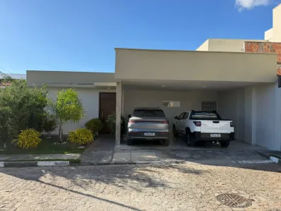 Casa de Condomínio com 2 Quartos à venda, 200m² no SIM, Feira de Santana