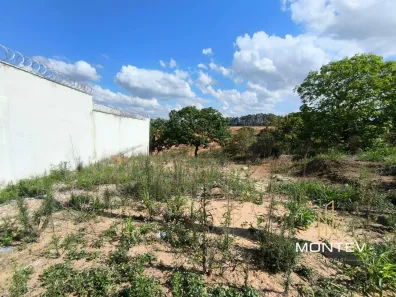 Lote/Terreno à venda, 300m² no Residencial Lagoa Park, Divinópolis