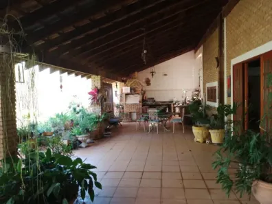 Casa com 3 Quartos à venda, 238m² no Jardim Vivendas, São José do Rio Preto
