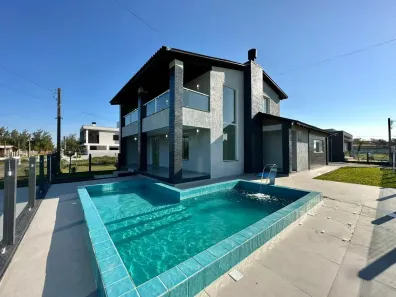 Casa com 3 Quartos à venda, 300m² no Praia De Capao Zona Norte, Capão da Canoa
