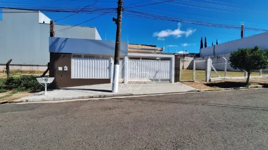 Casa com 3 Quartos para alugar, 130m² no Pólon, Marília