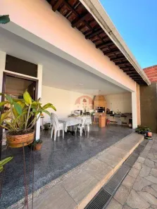 Casa com 3 Quartos para venda ou aluguel, 160m² no Jardim das Nações, Taubaté