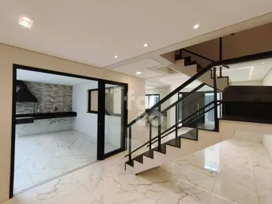 Sobrado com 3 Quartos à venda, 169m² no Cidade Jardim, Uberlândia
