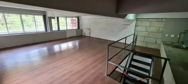 Ponto Comercial para alugar, 78m² no Centro, Petrópolis