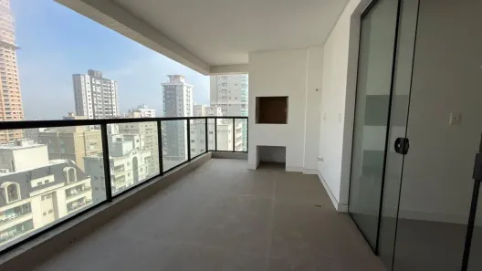 Apartamento com 3 Quartos à venda, 130m² no Meia Praia, Itapema