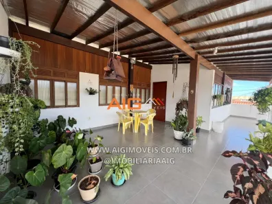 Casa com 7 Quartos à venda, 209m² no , Araruama