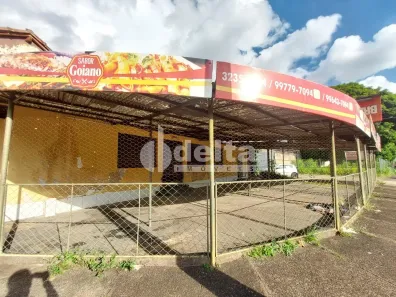Ponto Comercial para alugar, 130m² no Centro, Uberlândia
