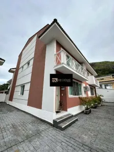 Casa de Condomínio com 5 Quartos à venda, 229m² no Recreio dos Bandeirantes, Rio de Janeiro