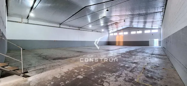 Galpão/Depósito/Armazém para alugar, 740m² no Chácaras Campos dos Amarais, Campinas