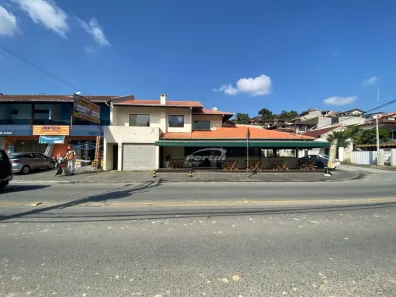 Casa com 3 Quartos para alugar, 144m² no Itoupava Central, Blumenau