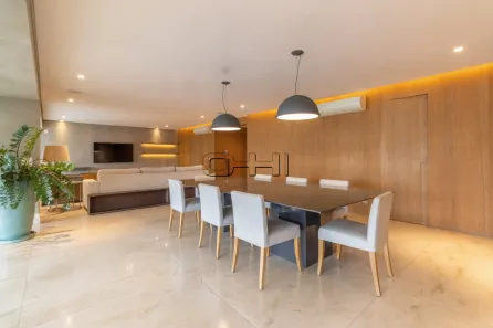 Apartamento com 4 Quartos à venda, 336m² no Vila Uberabinha, São Paulo